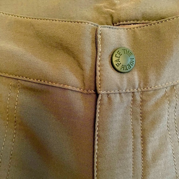 The NORTH FACE AMPHIBIOUS SHORTS WOMEN'S size 2 Long - Picture 11 of 11